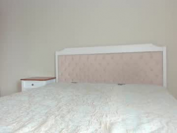 poopl_18 webcam model stream image