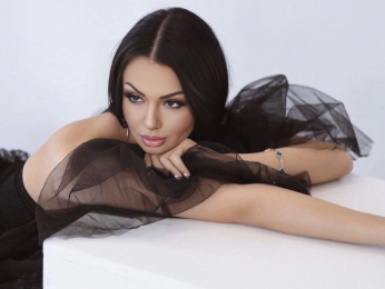 FlaviaMoon webcam model stream image