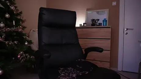 KaylaLaine webcam stripchat model stream image