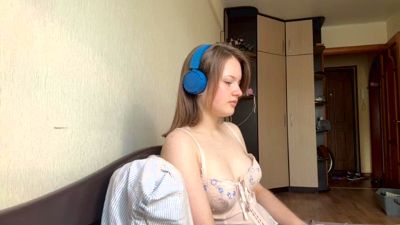 NettieSaunier webcam model stream image