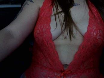 Alikaiwolf webcam model stream image