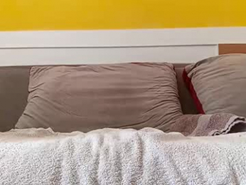 dejanvilovski15 webcam model stream image