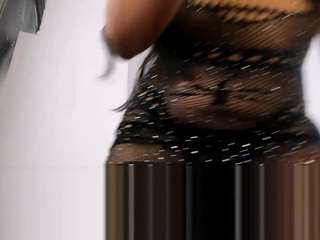 violettroose webcam model stream image