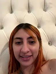 PurpleLinn webcam model stream image
