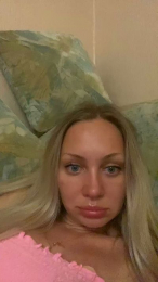 EmillyaW webcam model stream image