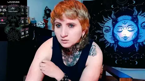 Marieblueeyes webcam model stream image