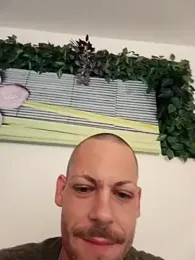 Runnycummood webcam model stream image