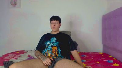 bruce_max webcam model stream image