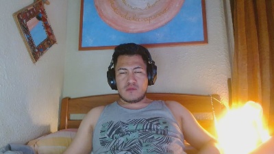 Honey_Eyes7 webcam model stream image