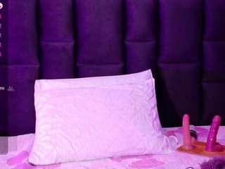 kinkyhousewifee webcam camsoda model stream image