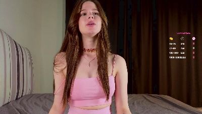 PhilomenaGrooms webcam model stream image