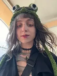 Crazy__Frog webcam model stream image