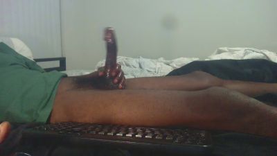 Ynghandsum webcam model stream image