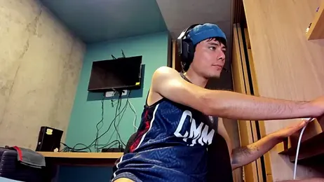 Huge_latin_cock webcam stripchat model stream image