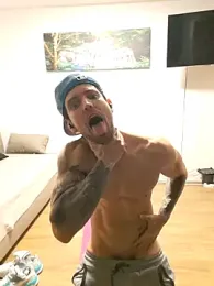 Mystery_Mark webcam model stream image