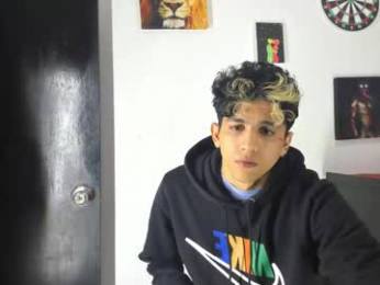 austin_wales webcam model stream image