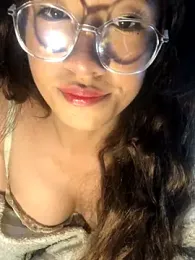 SassyLaurier webcam stripchat model stream image