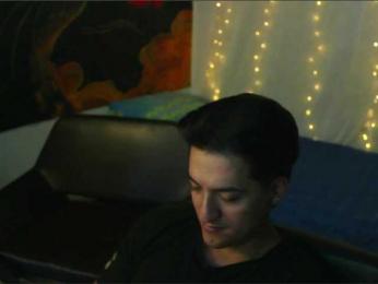 RoseSinsDomViktor webcam model stream image