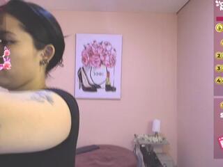 Salome Lewiss webcam model stream image