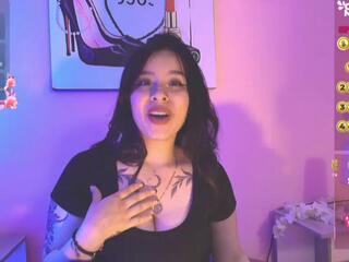 Salome Lewiss webcam model stream image