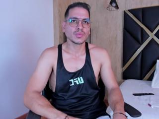 Luciano Ferreti webcam model stream image