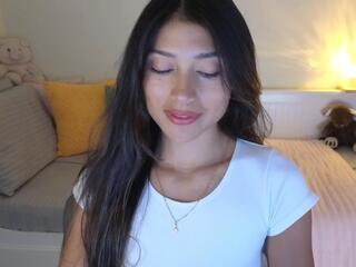 Alejandhra webcam model stream image