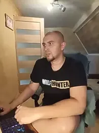 Foxyshaved webcam model stream image