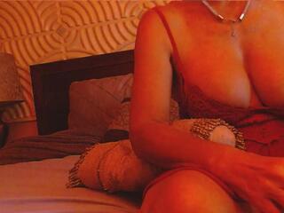 Nora Noir webcam model stream image