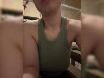 ZzzMonika webcam model stream image