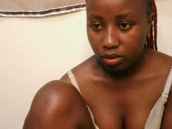 Cuteeann webcam model stream image