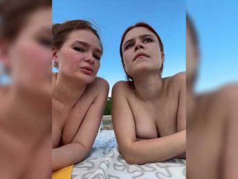 2PrettyGirls webcam model stream image