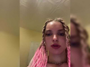 AliciaTroupe webcam model stream image