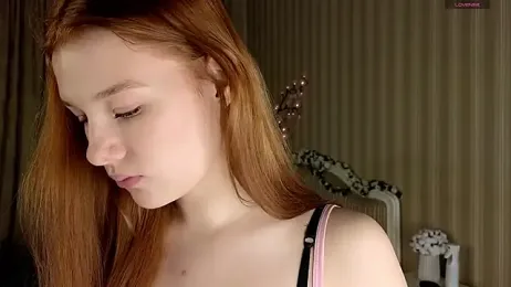 Juuulia_ webcam stripchat model stream image