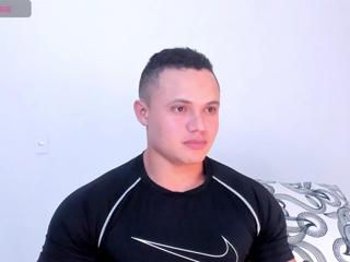 Levi Shane webcam model stream image