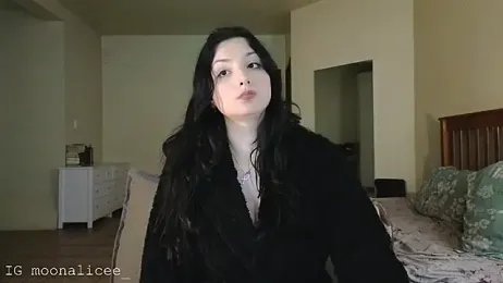 -m00n- webcam model stream image