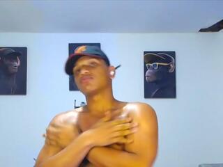 Airon Garcia webcam flirt4free model stream image