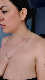 luna_asmr webcam model stream image