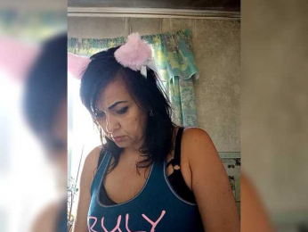 Lina-a-13 webcam model stream image