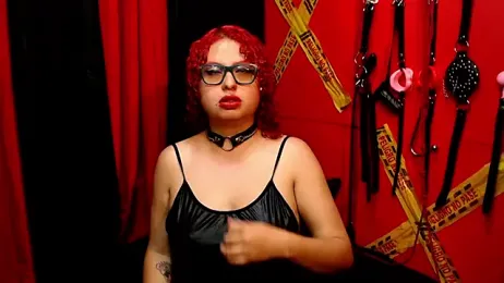 slave_Rubi webcam model stream image