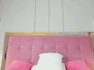 ahincale webcam camsoda model stream image