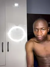 Totiiiiiiiiiiiiiiiiii webcam model stream image