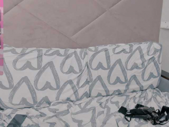Polly_Jameson webcam bongacams model stream image