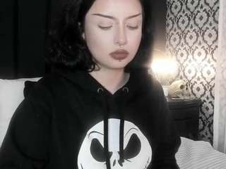 adeelinee webcam model stream image