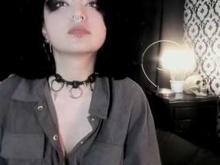 adeelinee webcam model stream image