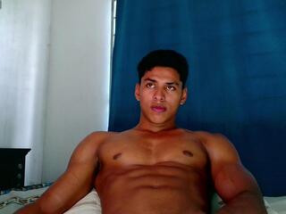 Ulises Brown webcam model stream image