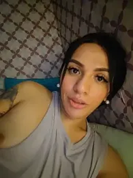Yourbabyshane webcam model stream image