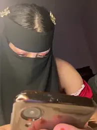 Jumanaa webcam model stream image