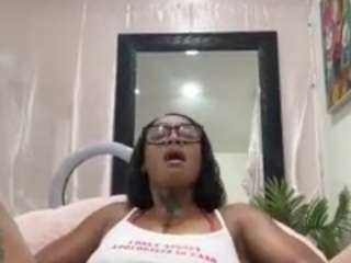 iambaldheadbrittany webcam camsoda model stream image