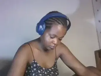 grannylover_ webcam model stream image