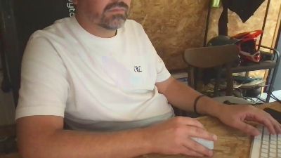 tomtom398 webcam model stream image